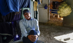 Tim Yakteen running Bob Baffert's horse at Kentucky Derby 2023, from playca.com